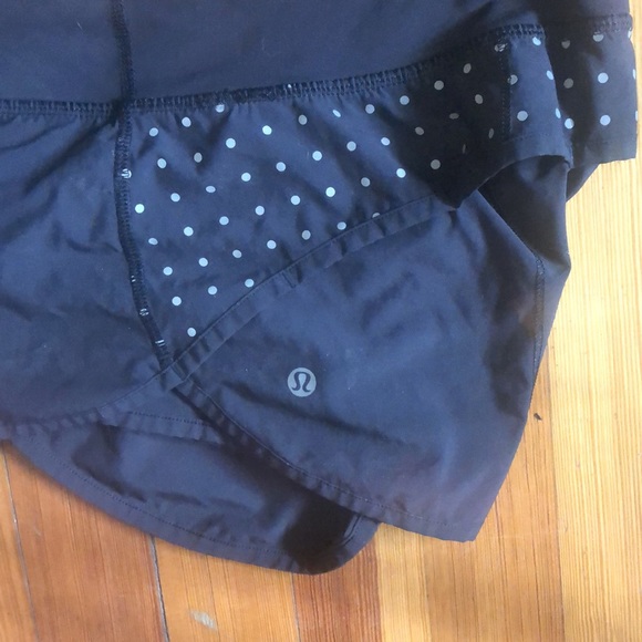 Lululemon shorts - Picture 3 of 3